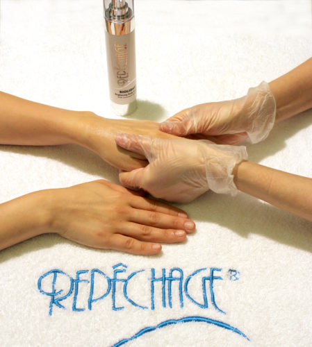 Anti-Aging Solutions for the Neck, Décolleté and Hands