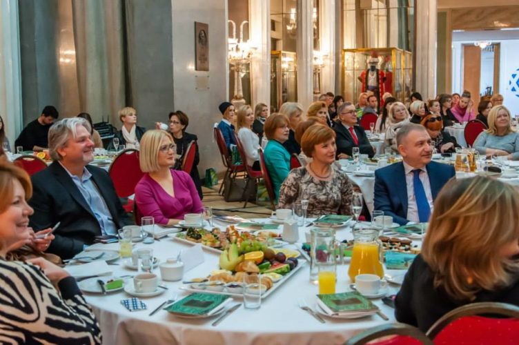 Lydia Sarfati Launches Success at Your Fingertips: How to Succeed in the Skin Care Business at the Grand Theatre – National Opera in Warsaw, Poland