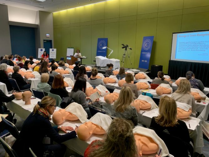 Lydia Sarfati Presents Sold-Out Facial Massage Class at IECSC Chicago 2019