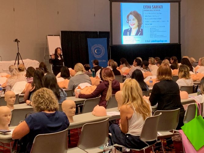 Lydia Sarfati Presents Sold-Out Facial Massage Class at IECSC Las Vegas 2019