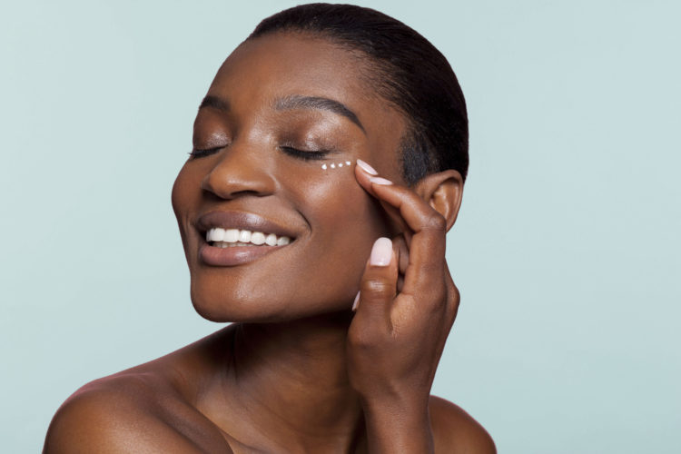 The New Eye Zone: Between Lashes and Brows